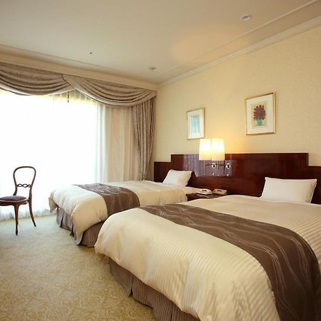The Celecton Premier Kobe Sanda Hotel Exterior foto